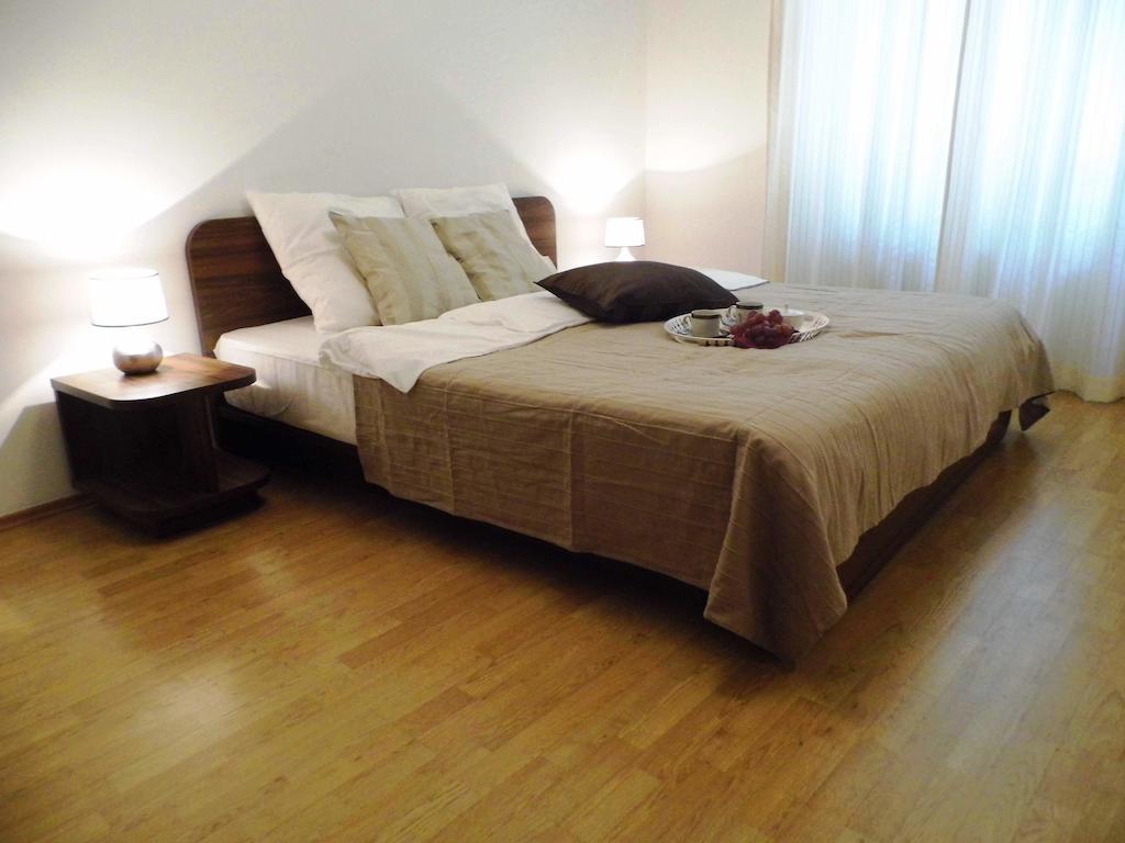 Lion Apartments Medena, Big Size, High Ceilings Bratislava Camera foto